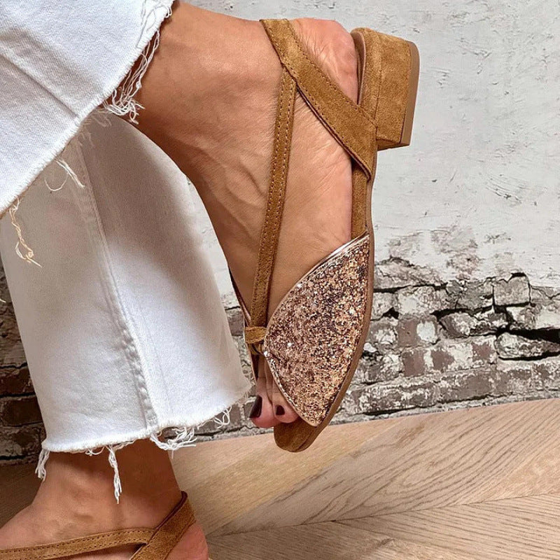 Sandales peep-toe avec paillettes brodées