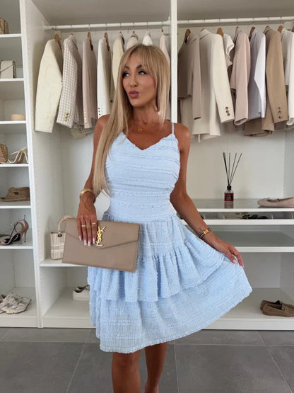Sérena – Robe en Dentelle à Volants avec Bretelles Fines