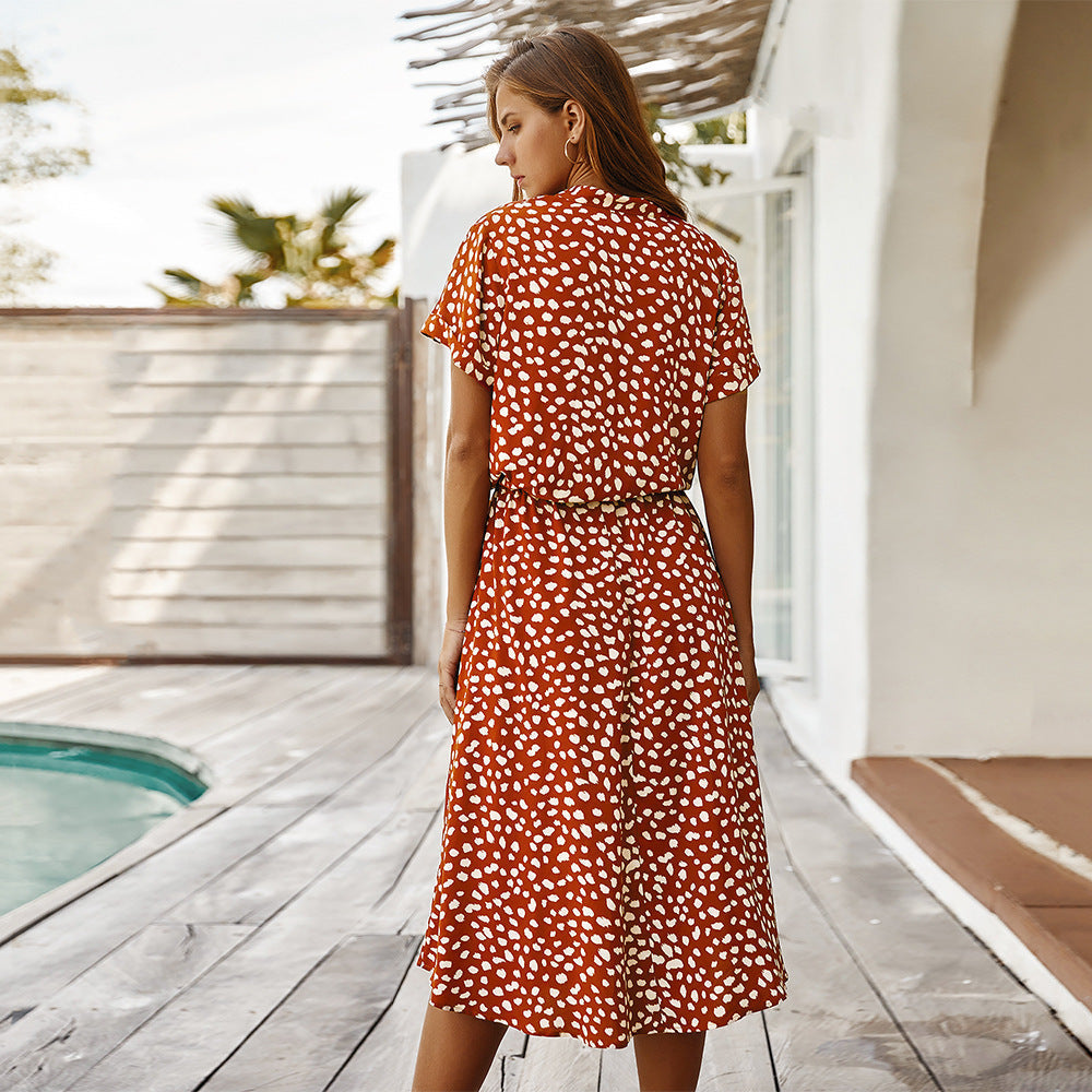 Liora – Robe Chemise à Pois Élégante et Décontractée