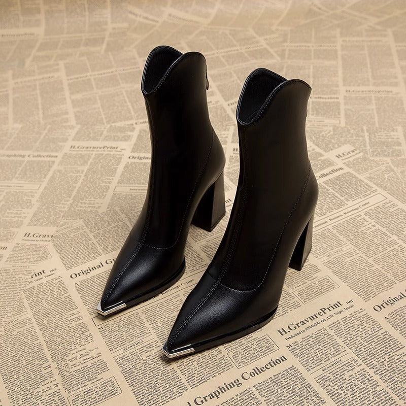 Bottines femme à talon épais et bout pointu