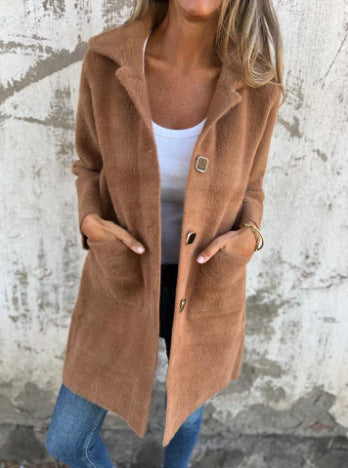 Manteau élégant à col polo