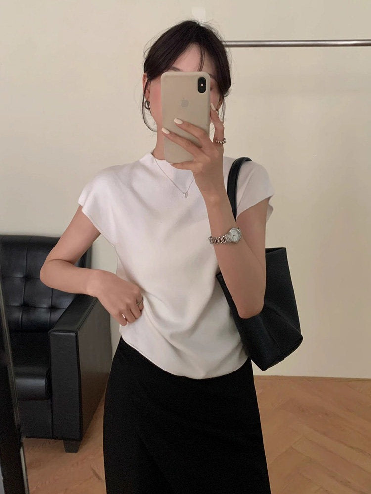 Top Maille Élégant Femme à Demi-Col – Coupe Ajustée et Style Intemporel