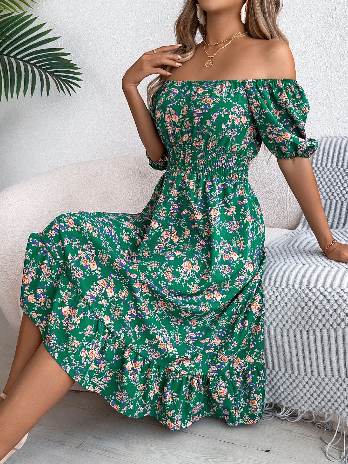 Robe Fleurie Épaules Dénudée