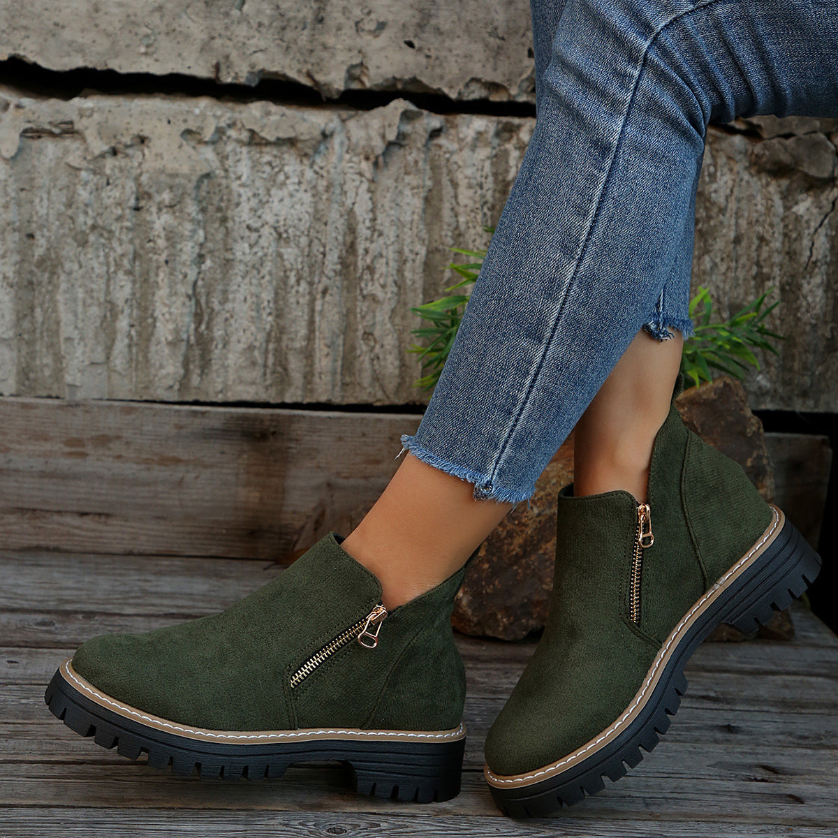 Bottines à zip latéral, bout rond