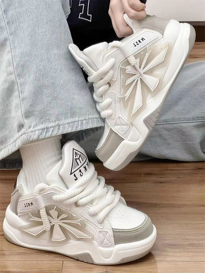 Chaussures à semelle épaisse