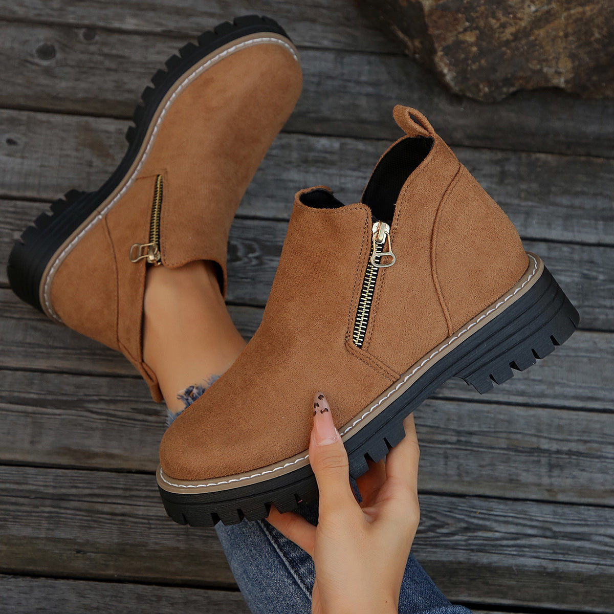 Bottines à zip latéral, bout rond