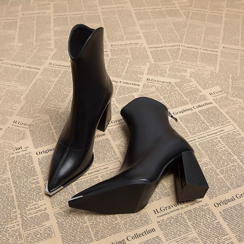 Bottines femme à talon épais et bout pointu