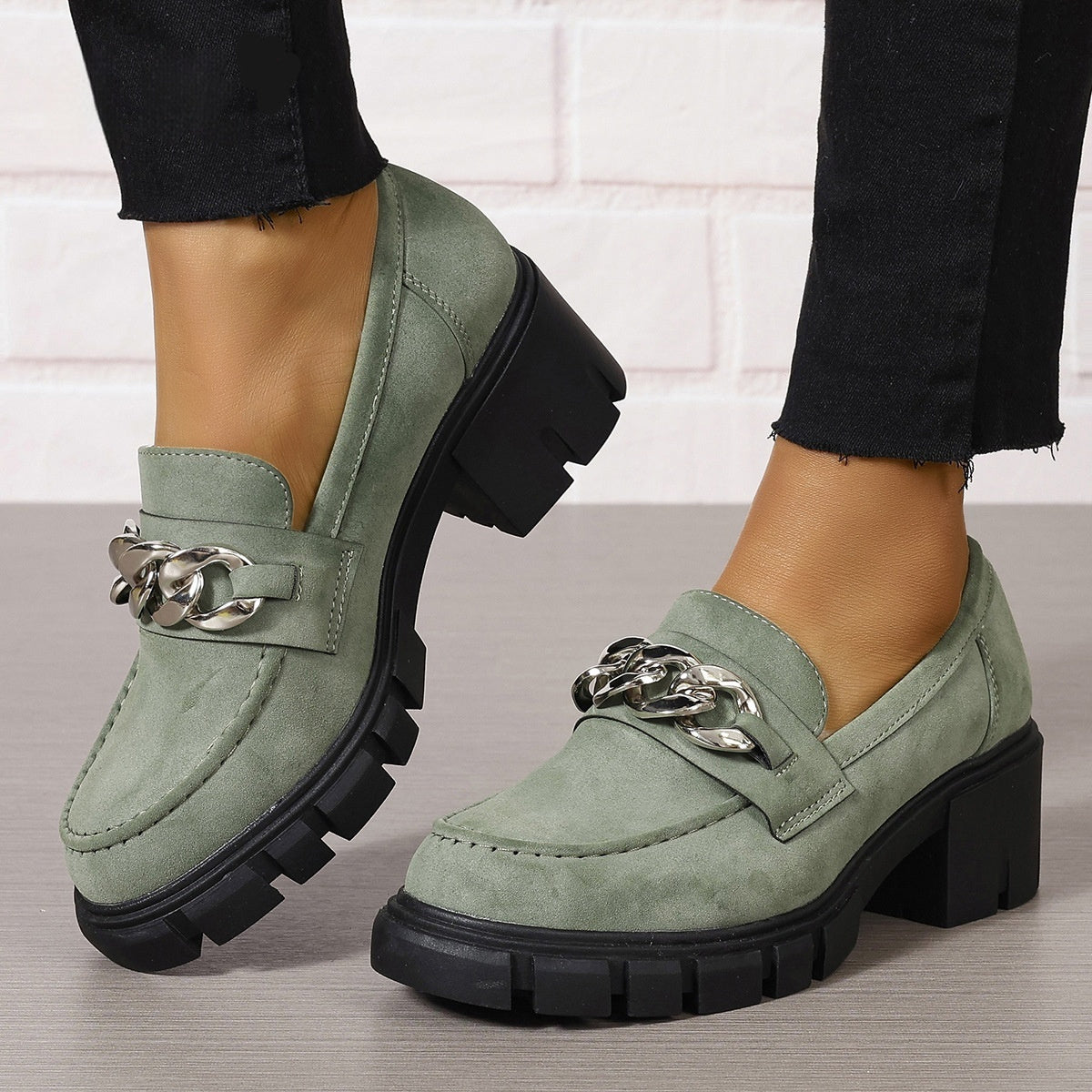Chaussures à Chaîne Élégantes