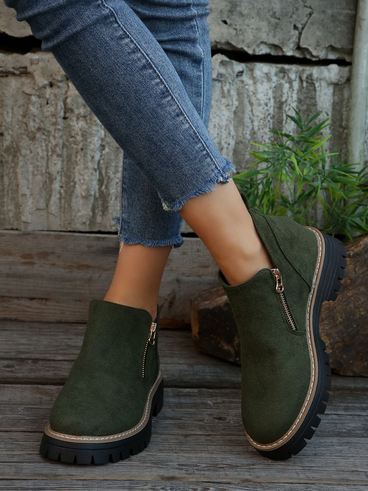Bottines à zip latéral, bout rond